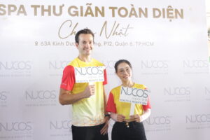 Thạc sĩ Phạm Kim Dung cùng Jack Heslewood check in cùng Nucos Health & Beauty Spa